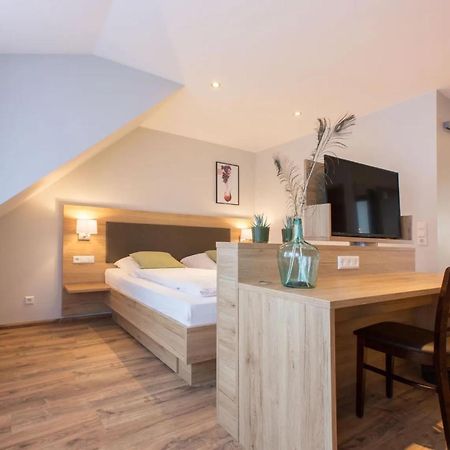Appartements 'In Vino Veritas' Haslach im Kinzigtal Bagian luar foto